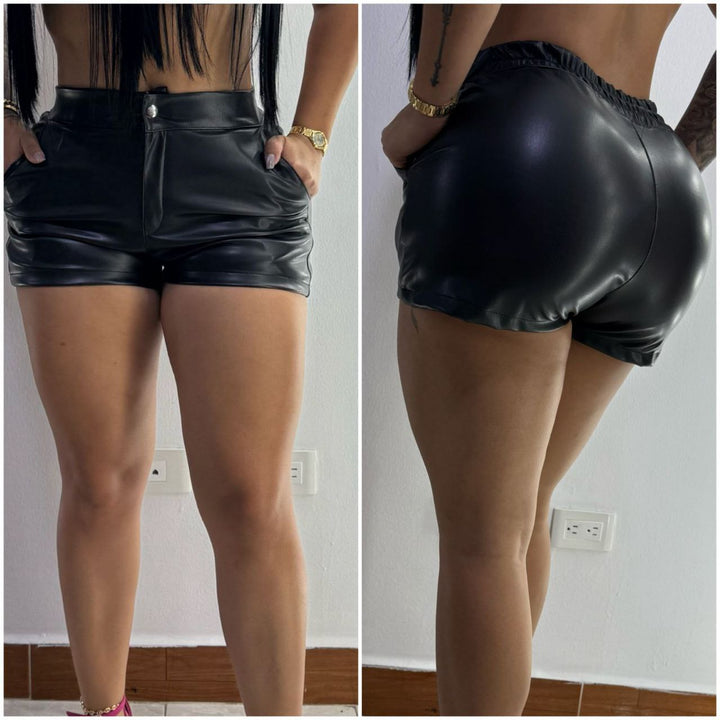 Short de Broche efecto cuero stretch